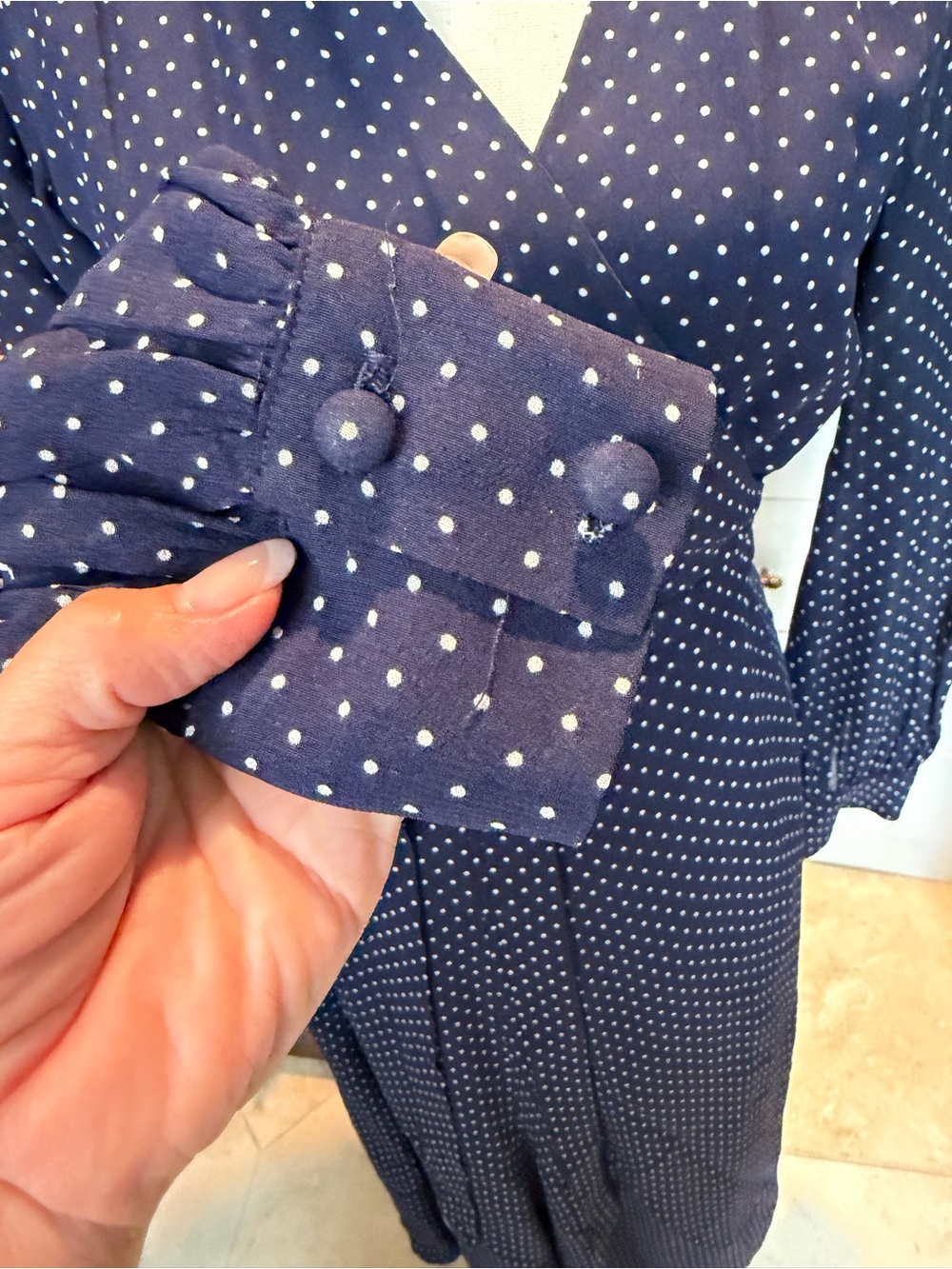 Reformation Wrap Dress Navy w polka dots Size M - Picture 6 of 11